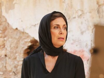 Άγριες Μέλισσες: Η Κατερίνα Διδασκάλου α...