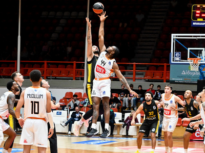 Πρώτη -βαριά- ήττα στην Ευρώπη για τον Π...