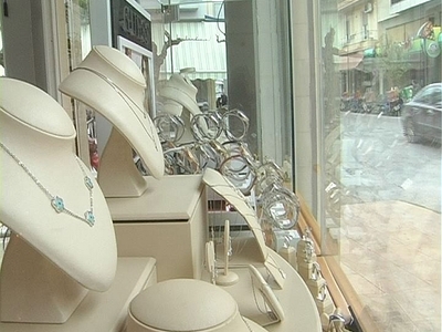 Κλοπή σε κοσμηματοπωλείο στην οδό Αγ. Τρ...