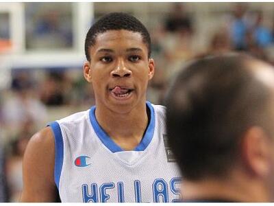 NBA: Ο Γιάννης νίκησε με triple double τον Κόμπι