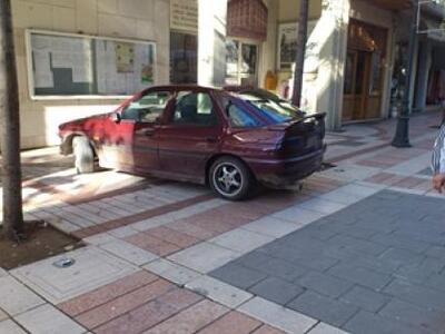 Αγρίνιο: Αναρχία στο παρκάρισμα