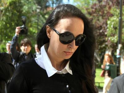 Βίκυ Σταμάτη: Η σιλικόνη, τα λευκά δόντι...