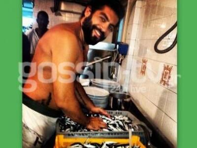 Με τα ίδια του τα χέρια ετοίμασε ο Σκορδ...