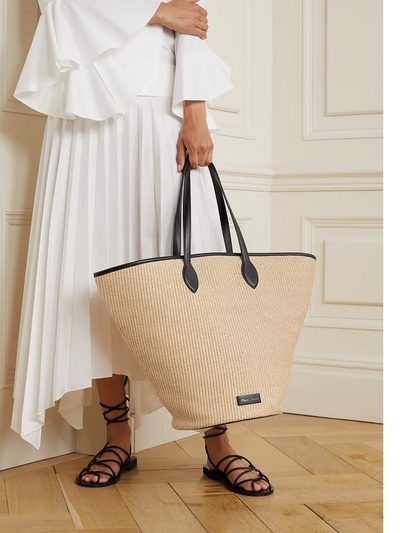 Khaite στο net-a- porter