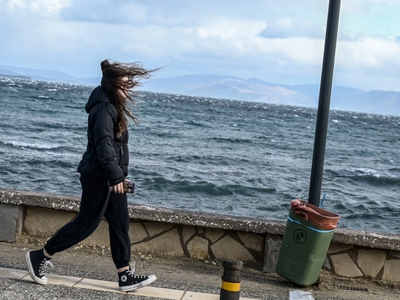 Καιρός: Ενισχύονται οι βοριάδες και περι...