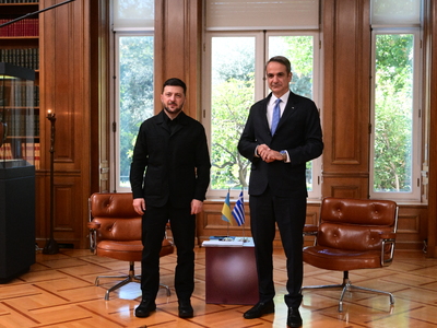 Κοινή δήλωση Μητσοτάκη - Ζελένσκι για ει...