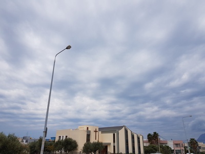 Δυτικά