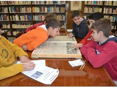 Πάτρα: Τα «ποντικοπατήματα… βιβλιομηνύμα...