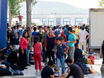 Έφτασαν στον Πειραιά οι μετανάστες από Κ...