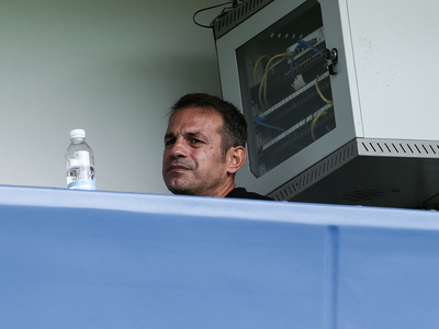 Ντέμης Νικολαΐδης: Απομονωμένος στο σπίτ...