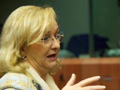 Μάλλον εγκαταλείπει το Eurogroup η Φέκτερ