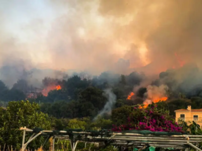 Υπό έλεγχο η φωτιά στην Κεφαλονιά που έκ...