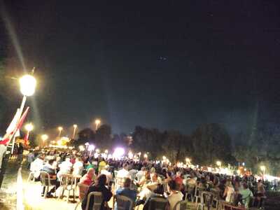 ΠΑΤΡΑ - ΔΕΙΤΕ ΦΩΤΟ: Πάνω από 1000 ΣΥΡΙΖΑΙΟΙ στο Νότιο Πάρκο για την Ράνια Σβίγγου