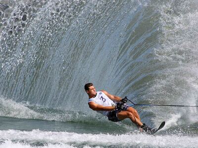 Water Skiing-Slalom: Σαν μικρόβιο που κολλάς