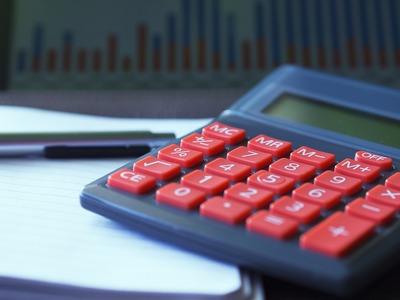 Tι έχετε να πληρώσετε μέχρι το τέλος του...