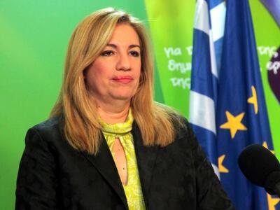 Γεννηματά: Ο καταστροφικός Βαρουφάκης κα...