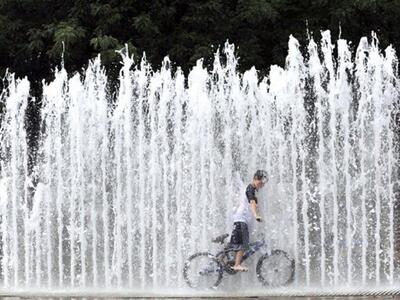 Ακόμη πιο ζεστή από την Κυριακή η Δευτέρα