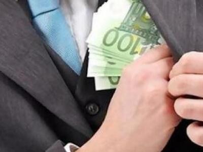 Eκτός υπηρεσίας 11 υπάλληλοι από την Κρήτη