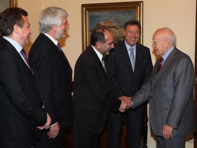 Με τον Κάρολο Παπούλια συναντήθηκαν οι Π...