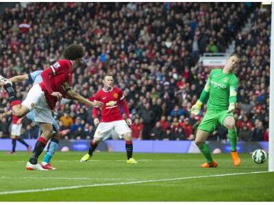 Ποδόσφαιρο: "Αγκαλιά" με τους ...