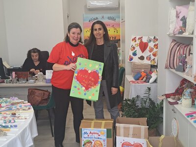 Πάτρα: Άνοιξαν απλόχερα την αγκαλιά τους...