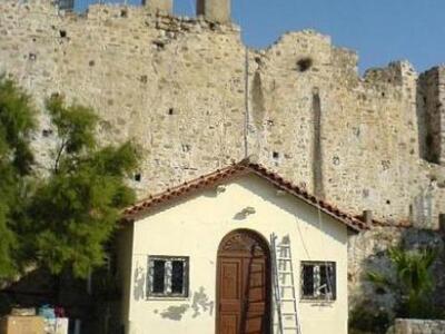 Πανηγυρίζει σήμερα και το εκκλησάκι στο ...