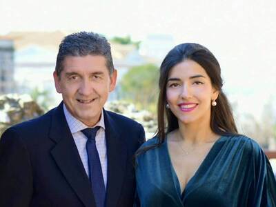 Η Μυρτώ Καμβυσίδη υποψήφια με τον Γρηγόρ...