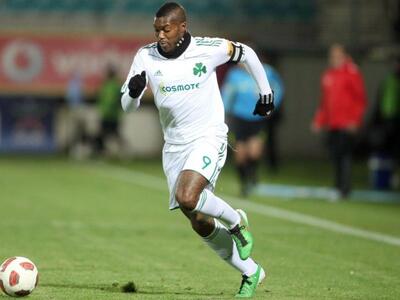 Δεν πάει πουθενα ο Σισέ, μένει τουλάχιστ...