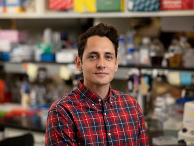 Τιμήθηκε από την Ακαδημία Αθηνών ο Πατρι...