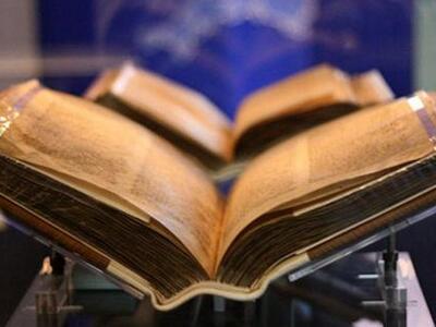 Η κρίση διώχνει τους Έλληνες από τα βιβλιοπωλεία