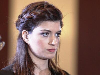 Ποια είναι η μικρότερη σε ηλικία υπουργό...