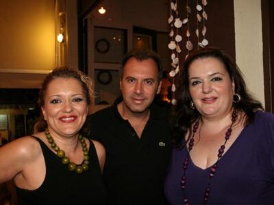 "Απέναντι από το Ωδείο" γιόρτα...