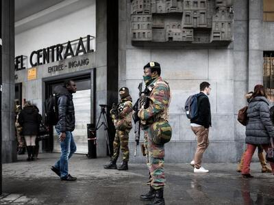 Ο κατασκευαστής των βομβών του Παρισιού ...