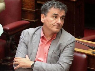 Και ο Ευκλείδης Τσακαλώτος του ΣΥΡΙΖΑ υπ...