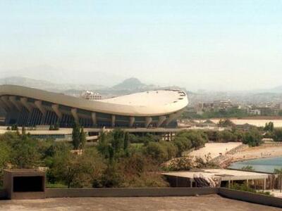 Η Κυβέρνηση πουλάει τώρα και το ακίνητο ...