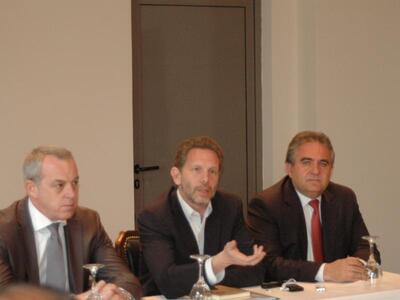 Ενιαία στρατηγική για τον τουρισμό και τ...