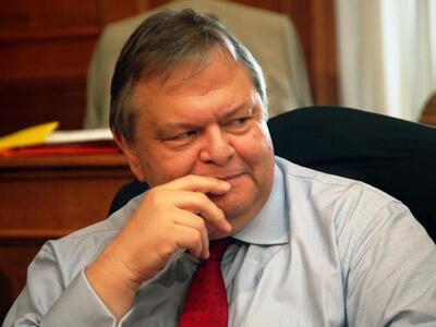 Διαψεύδει επαναδιαπραγμάτευση του Μνημον...