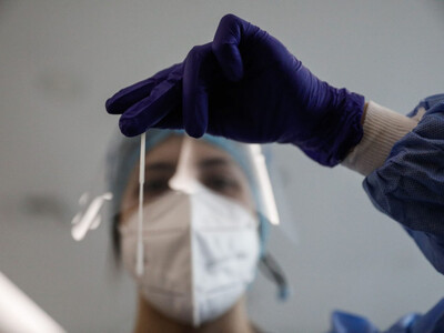 Όμικρον 2: Πού εντοπίζονται τα κρούσματα...