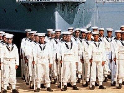 Κατάργηση της θητείας  στο ναυτικό και τ...