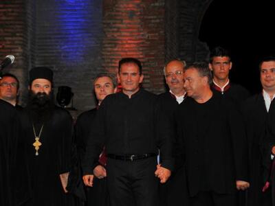 Στιγμιότυπο από την μουσική παράσταση το...