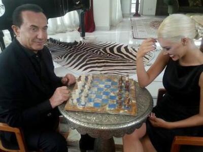 ΔΕΙΤΕ ΦΩΤΟ από τα γυρίσματα και το ΒΙΝΤΕ...