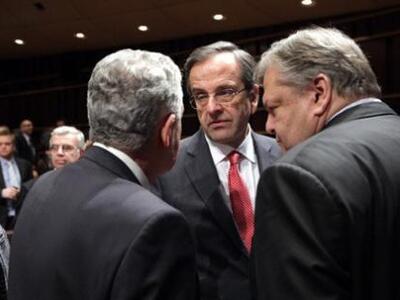 Σε γεύμα εργασίας καλεί Βενιζέλο και Κου...