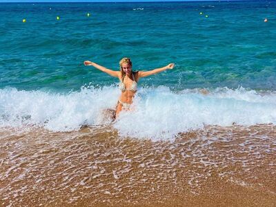 Δούκισσα Νομικού: Aπολαμβάνει τη θάλασσα...