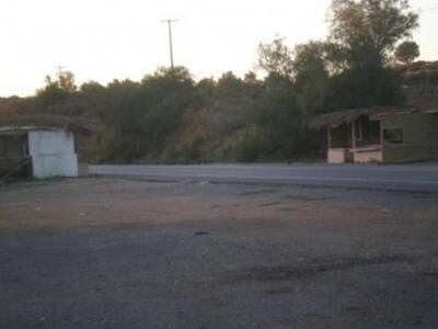 Οι καλύβες ... φτιάχνουν σπίτι!