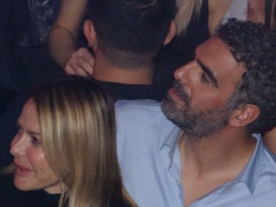 Η βραδινή έξοδος της Τζένης Μπαλατσινού ...