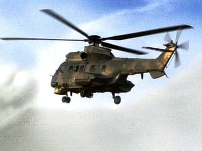 Προσφυγόπουλο γεννήθηκε μέσα σε ελικόπτερο!