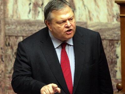 Βενιζέλος: επιβεβαίωσε τον Γεώργιο Παπαν...