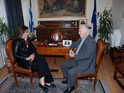 Συνεχίζει την περιοδεία στην Αιτωλοακαρν...