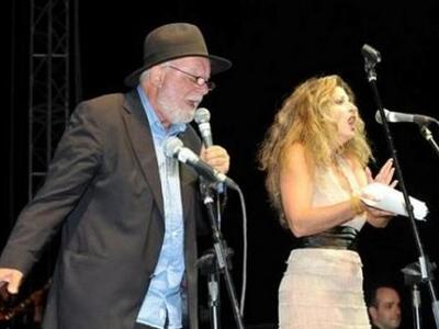 Ναταλία Ρασούλη: «Ο Νταλάρας χτύπησε τον...