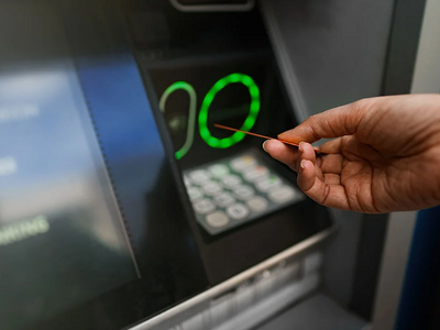 Νέα εποχή στις συναλλαγές στα ΑΤΜ από σή...